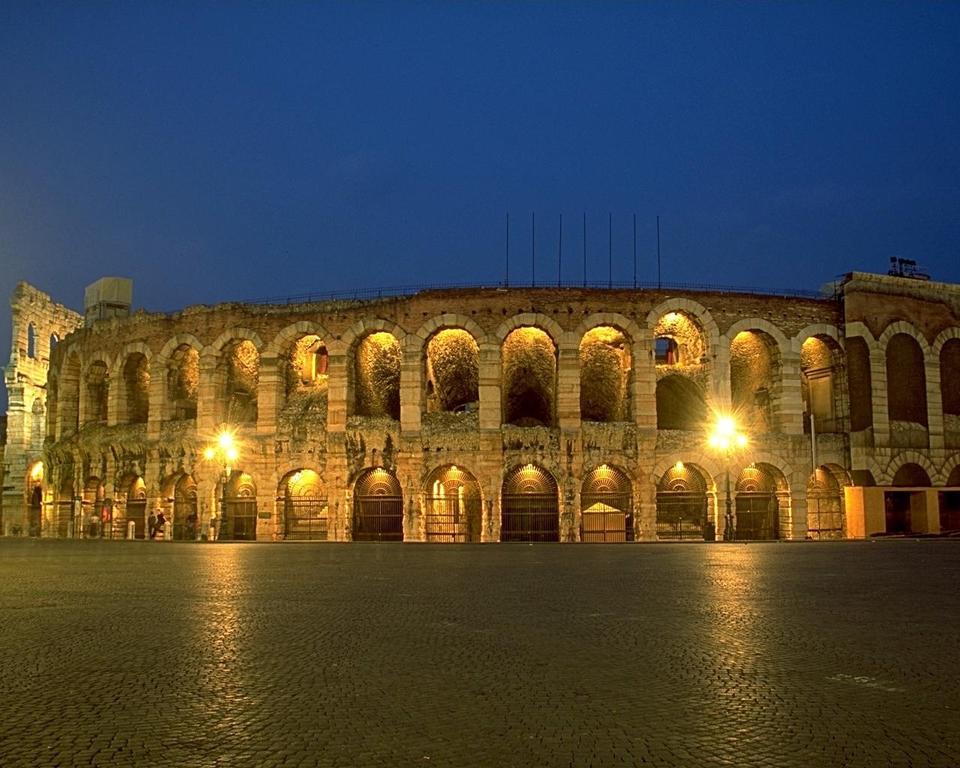 Opera Relais De Charme - Aparthotel Verona Exterior photo